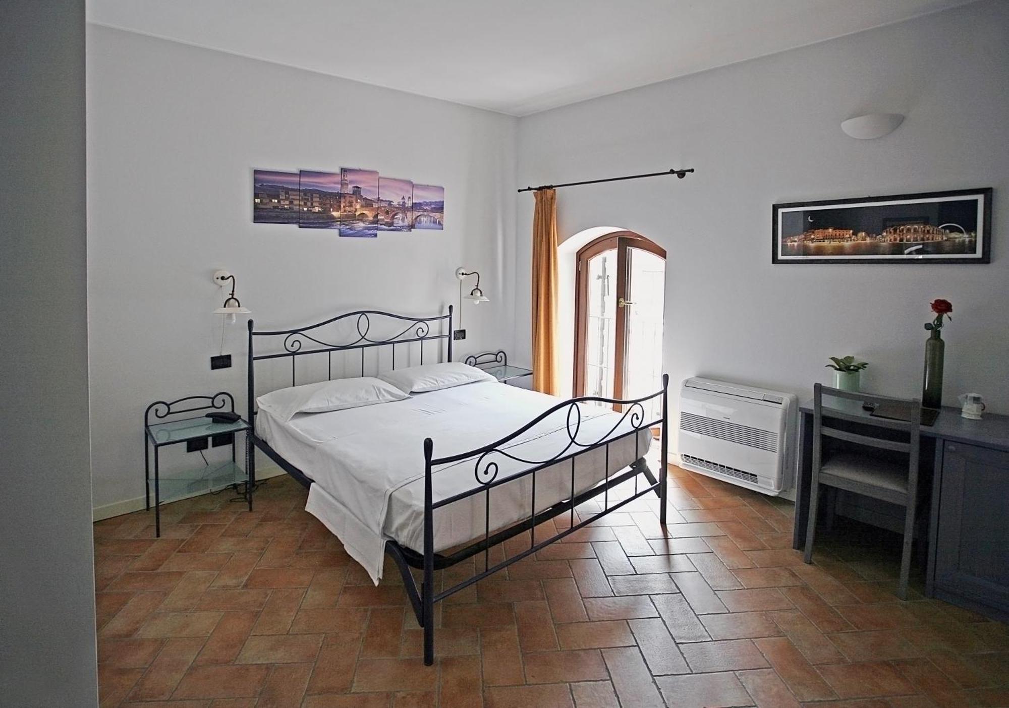 Hotel Antichi Cortili Dossobuono Eksteriør bilde