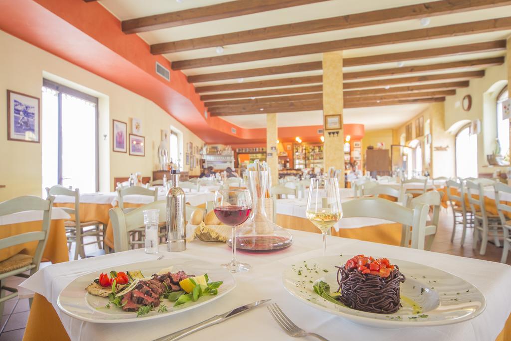 Hotel Antichi Cortili Dossobuono Eksteriør bilde