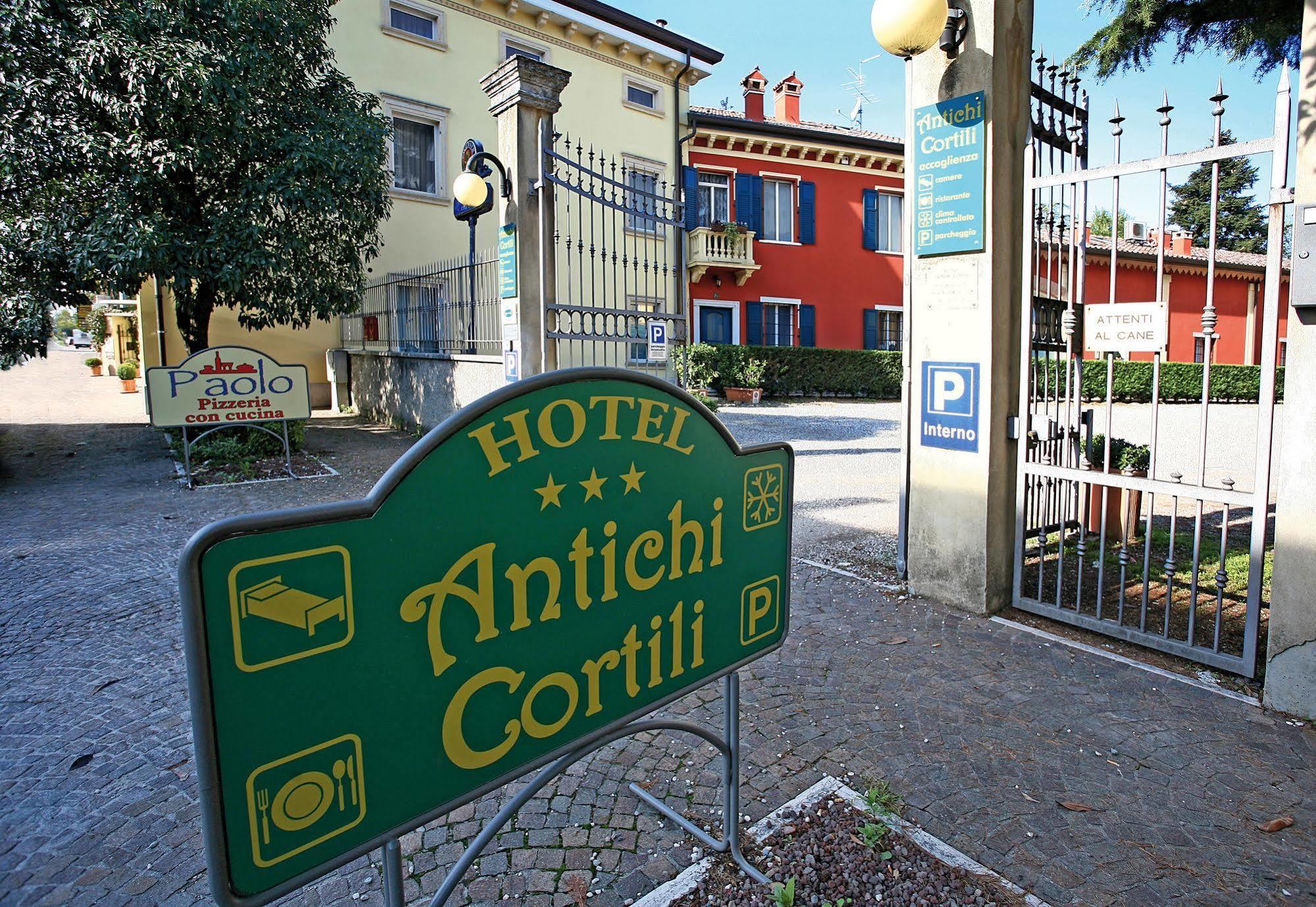 Hotel Antichi Cortili Dossobuono Eksteriør bilde