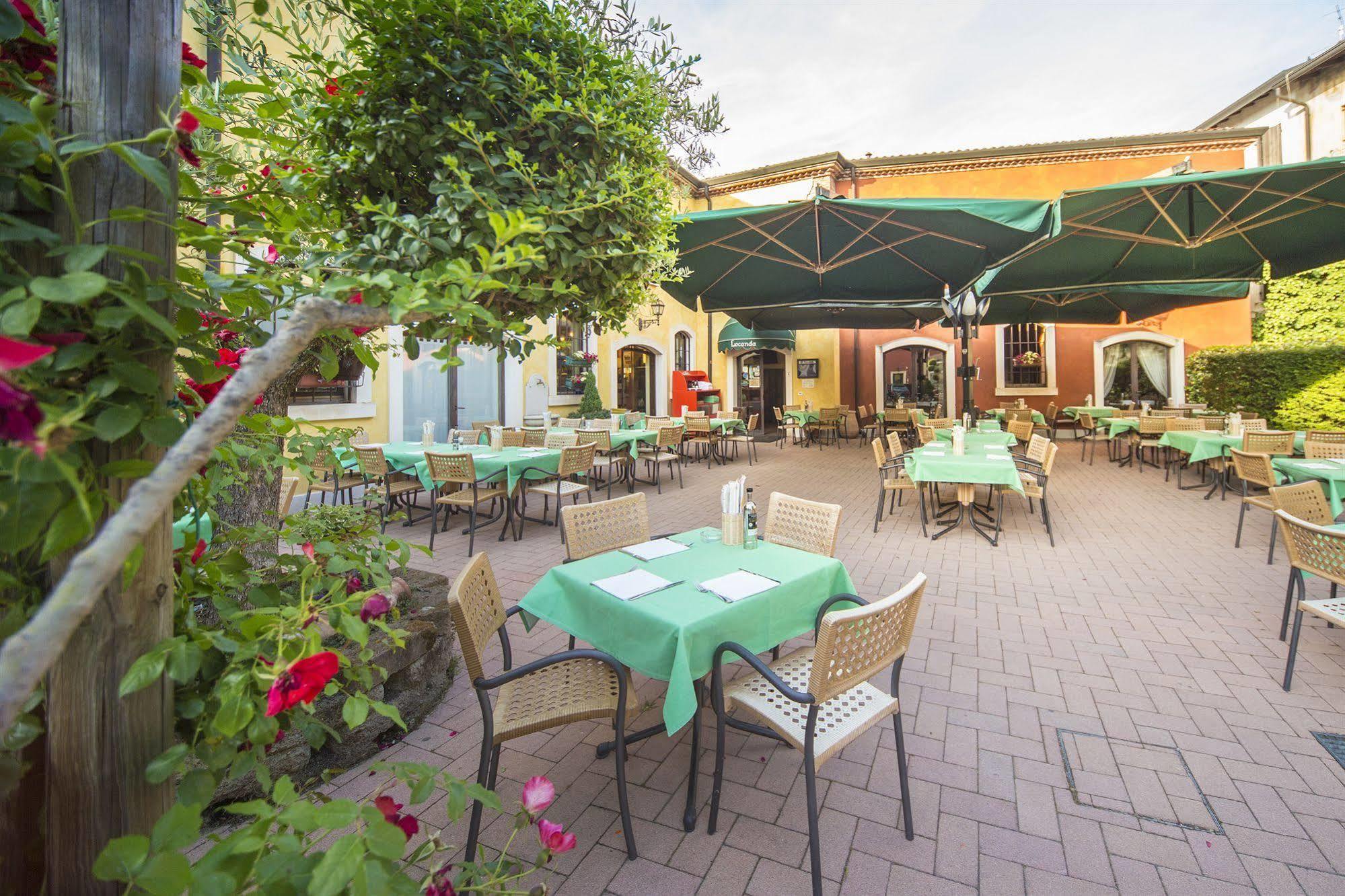 Hotel Antichi Cortili Dossobuono Eksteriør bilde